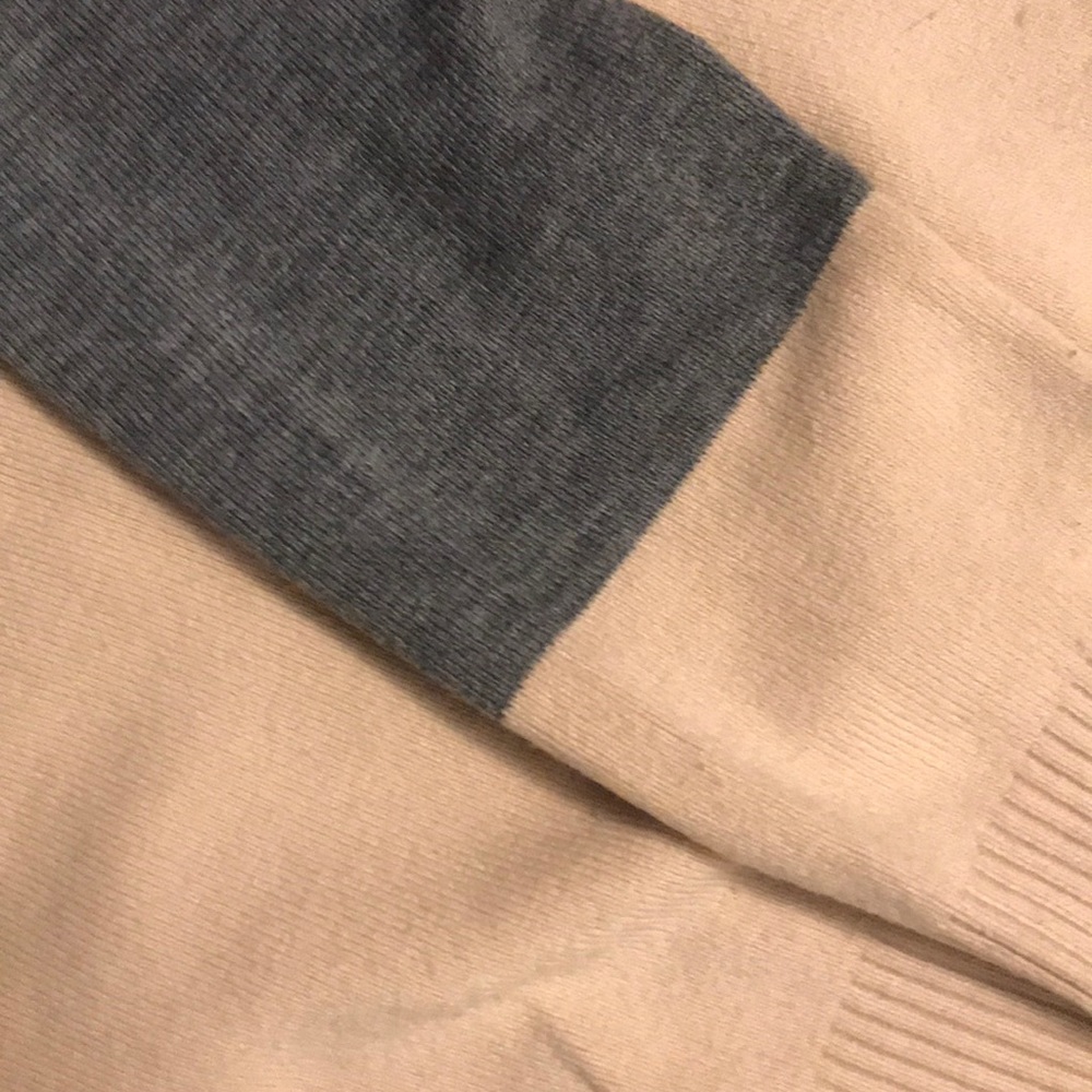 Sweater - Picture 3 of 3